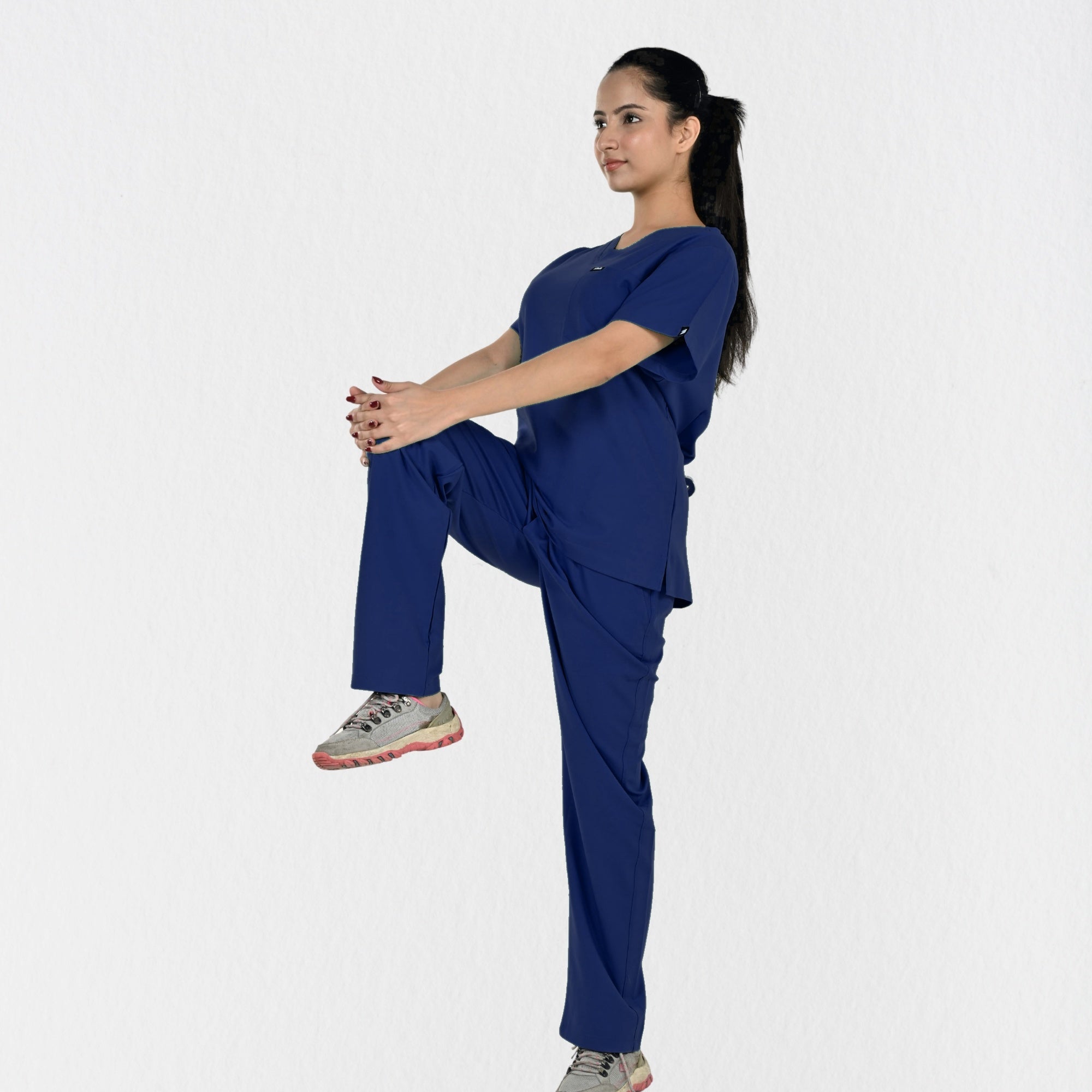 Alleda UltraFlex women's navy blue scrub set full outfit — independent top and bottom sizing 5-pocket bottom, best women's navy medical scrubs India 2025 2026
